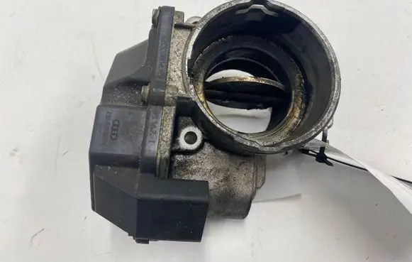 Audi A3 S3 8P Throttle valve 03G128063A