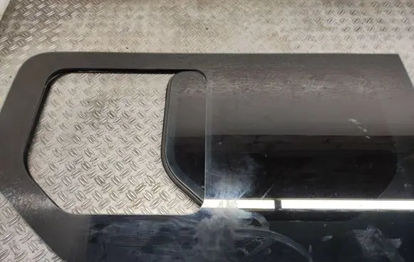 Renault Trafic II (X83) Rear side window 43R000470 AS2M41D0T497
