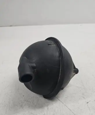Seat Leon (1P) Vacuum air tank 7M0129808