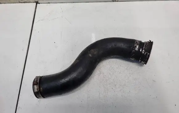 Intercooler hose/pipe