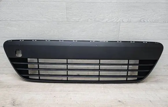 KIA Rio Front bumper lower grill 865611W700