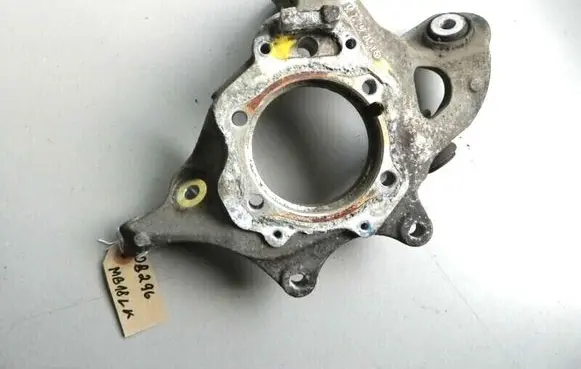 Mercedes-Benz GLK (X204) Rear wheel hub spindle/knuckle A2123502208