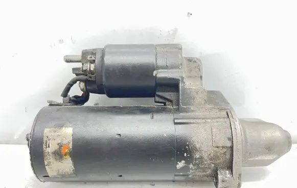 Mercedes-Benz E W211 Starter motor A0061514401