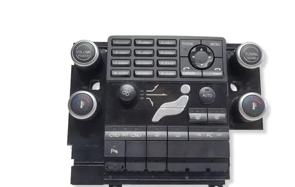 Volvo V70 Climate control unit 30782904 M3305100530 09W34E05