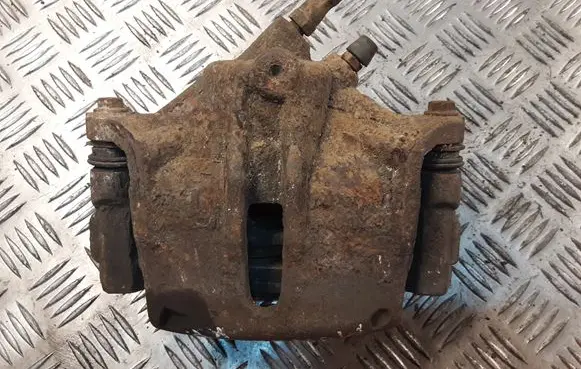 Ford Mondeo Mk III Front brake caliper