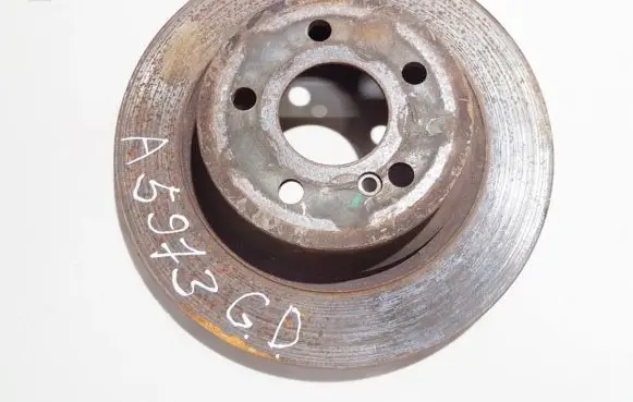 Mercedes-Benz E W211 Rear brake disc ventiliuojamas