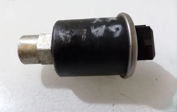 Ford Galaxy Air conditioning (A/C) pressure sensor SP3H1025 1H0959139B