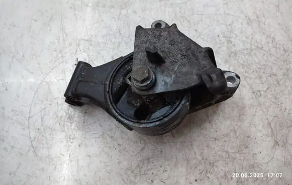 Opel Insignia A Gearbox mount 13228303
