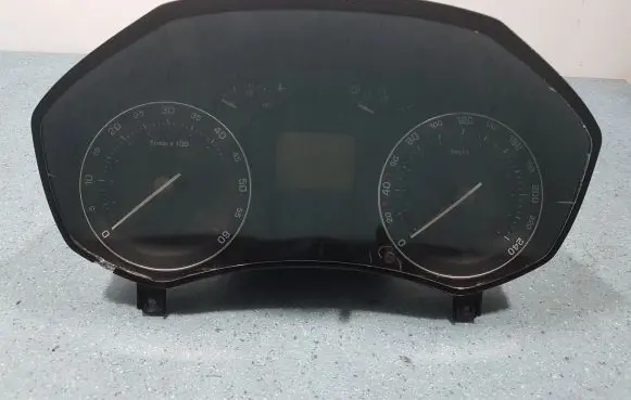 Skoda Octavia Mk2 (1Z) Speedometer (instrument cluster) 1z0920812H