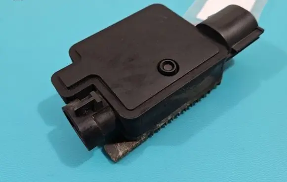 Coolant fan relay