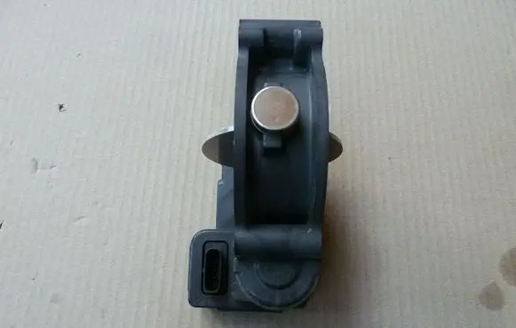 Mercedes-Benz ML W163 Throttle body valve 0280750573
