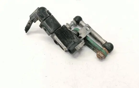 Volkswagen Touareg II Headlight/headlamp level sensor 7P0616213