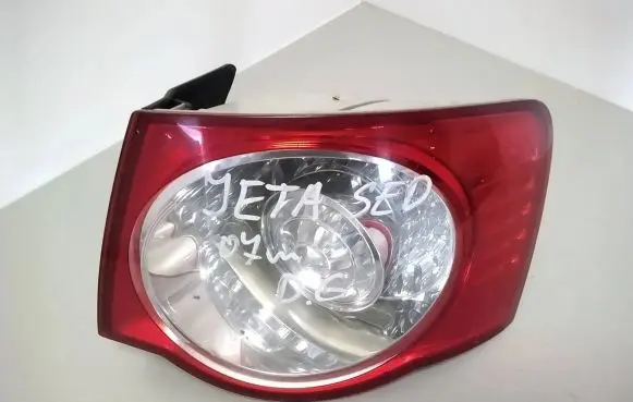 Volkswagen Jetta V Rear/tail lights 1K5945096G 983132