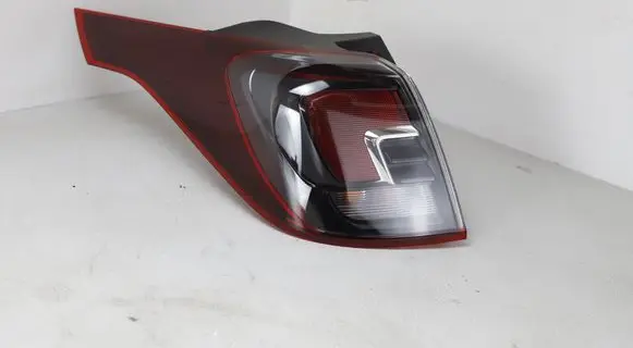 Opel Crossland X Rear/tail lights 39137519 510512838 2SD2237