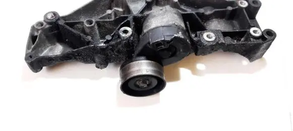 Ford Transit Engine mounting bracket yc1e10k019ba