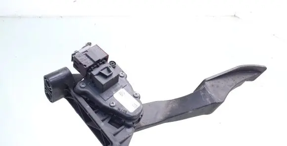 Opel Zafira A Accelerator throttle pedal 9202342