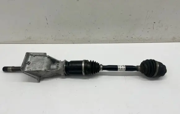 BMW X3 G01 Front driveshaft 8643184