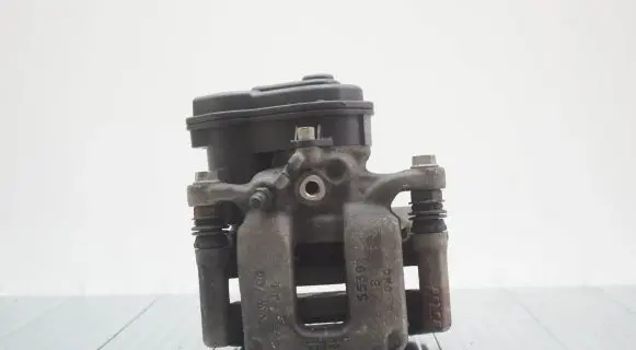 Audi Q3 8U Rear brake caliper 32355462