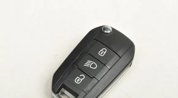 Citroen C4 X Ignition key/card 9835528280