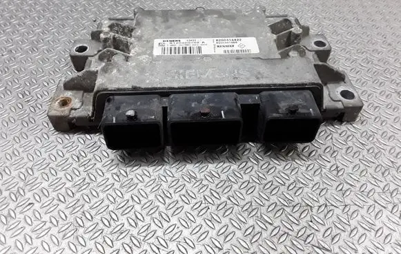 Renault Modus Engine control unit/module 8200414422