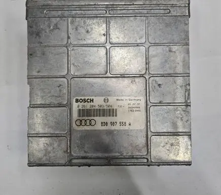 Audi A4 S4 B5 8D Engine control unit/module 8D0907558A 26SA0000 0261204503