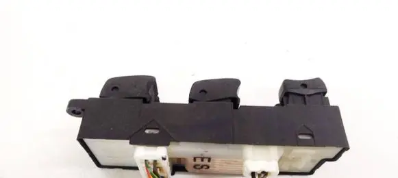 Nissan X-Trail T30 Electric window control switch