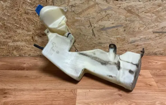 Audi A4 S4 B6 8E 8H Windshield washer fluid reservoir/tank 8E0955453K 8E0955453