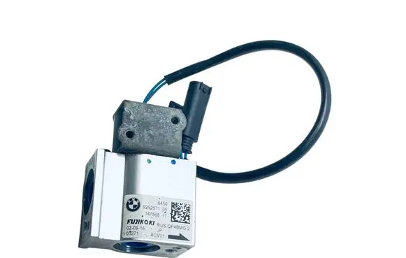 BMW i3 Air conditioning (A/C) expansion valve 64119292571 9292571