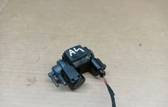 Audi A4 S4 B9 Turbo solenoid valve 059906629D 0212826BZ02