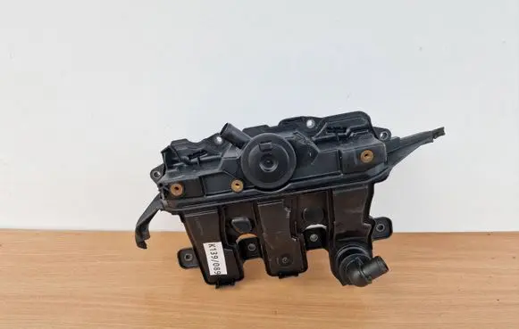 Opel Vivaro Other engine bay part 118300724R