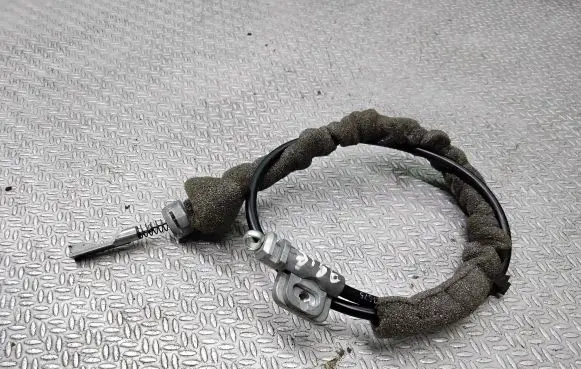 Gear shift cable linkage