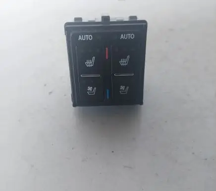 Lexus RX 450H Seat heating switch 75J230 8475248010
