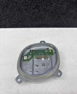 BMW 3 G20 G21 LED ballast control module 