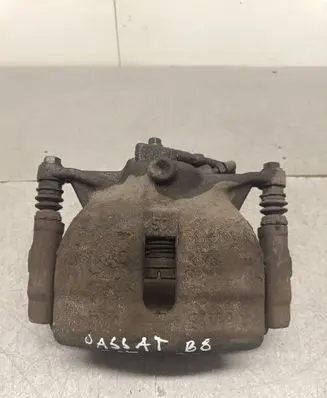 Volkswagen PASSAT B8 Front brake caliper