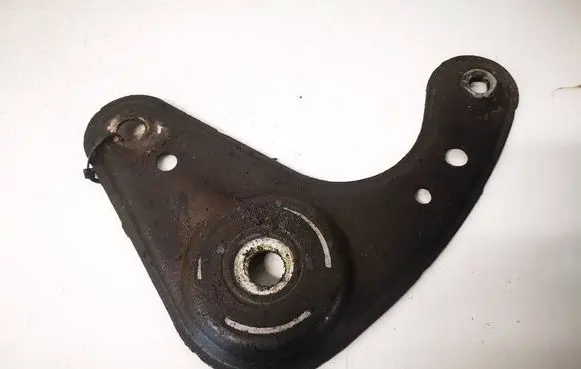 Renault Laguna II Engine mounting bracket 