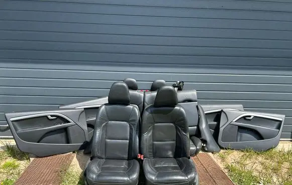 Volvo V70 Seat and door cards trim set 