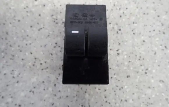 KIA Venga Other switches/knobs/shifts 935701P010
