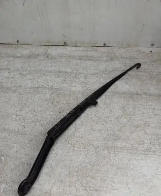 BMW 3 E46 Front wiper blade arm 7003931