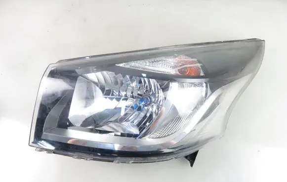 Renault Trafic III (X82) Headlight/headlamp 260605173R