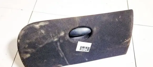 Peugeot 206 Glove box