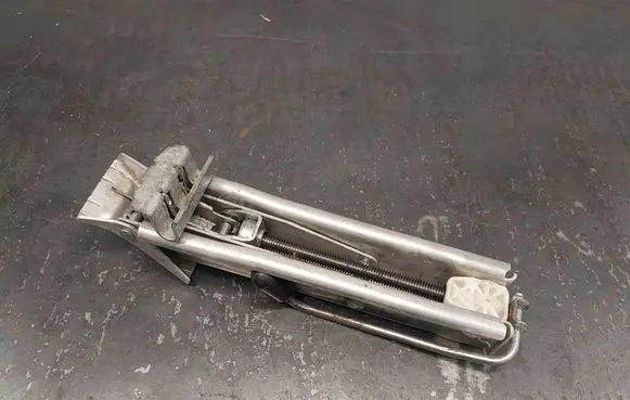 Seat Ibiza III (6L) Lift Jack 6Q0011031D