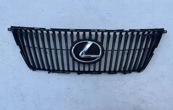 Lexus RX 450H Front bumper upper radiator grill