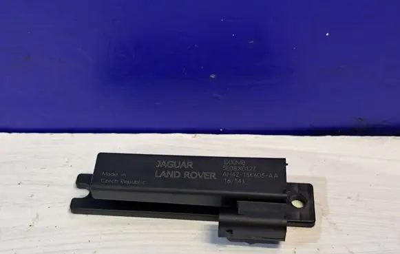 Jaguar XJ X351 Keyless system antenna AH4215K603AA
