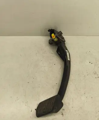 Volvo XC90 Brake pedal 31682024