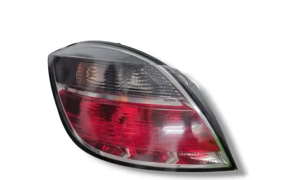 Opel Astra H Rear/tail lights 13222324