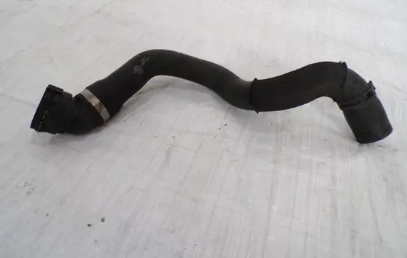 Opel Insignia B Engine coolant pipe/hose 39087124