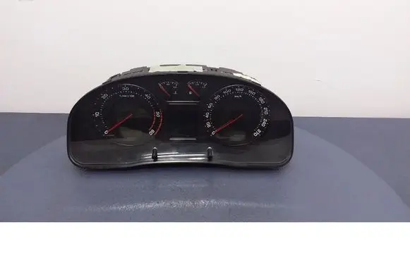 Skoda Superb B5 (3U) Speedometer (instrument cluster) 3U0920841A