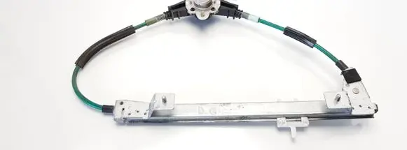 Rear door manual window regulator
