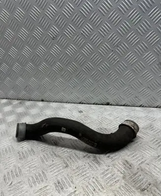 Mercedes-Benz C W204 Engine coolant pipe/hose 2045011582 5254123038