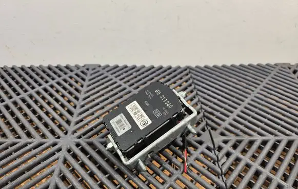 Toyota Prius (XW20) Alarm system siren 8904048020 2370003080